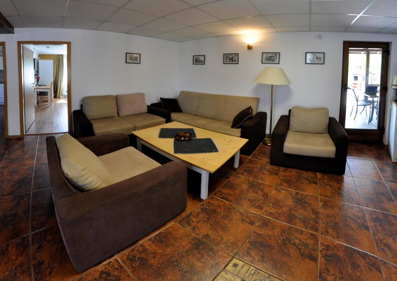 Cabana La Pestera Pestera  Buitenkant foto